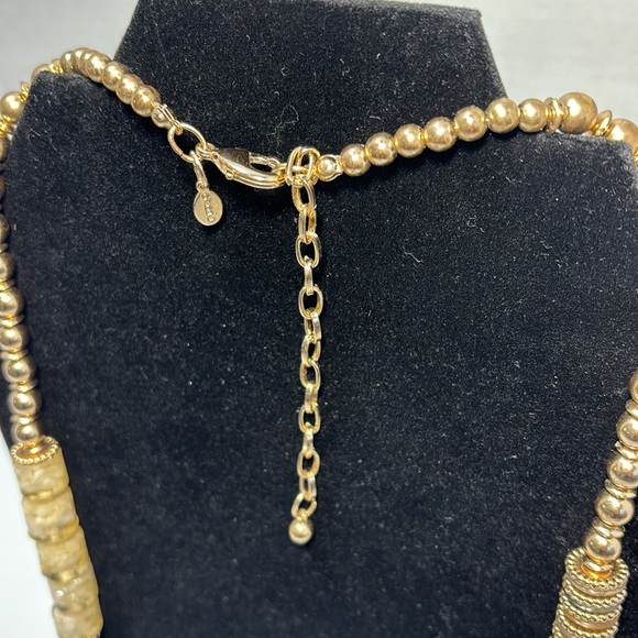 Chico’s Long Chunky Beaded Necklace Cream Gold Tone Acrylic Cylinder Disc Beads - Picture 2 of 12